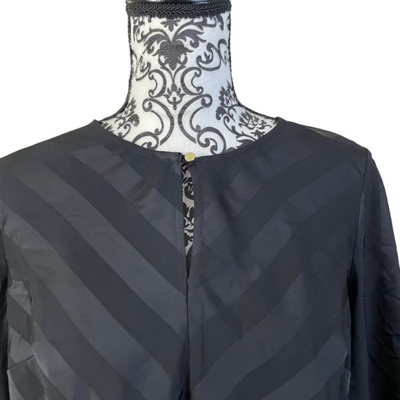 Liz Claiborne | Women's Black Striped Keyhole Neck Long Sleeve Blouse Size XS - Picture 2 of 6